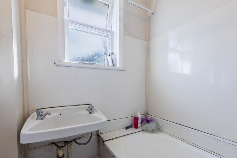 Photo of property in 40 Mason Avenue, Maraenui, Napier, 4110