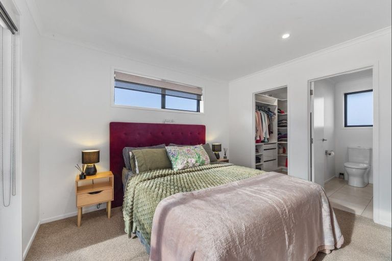 Photo of property in 31 Atutahi Street, Hurdon, New Plymouth, 4310