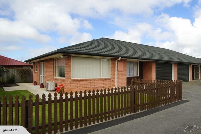 Photo of property in 2/43 Peverel Street, Riccarton, Christchurch, 8041