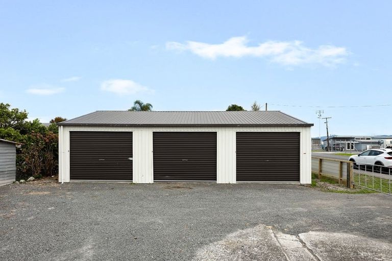 Photo of property in 95 Orchard West Road, Ngatea, 3503