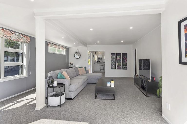 Photo of property in 68 Eskdale Road, Papakowhai, Porirua, 5024