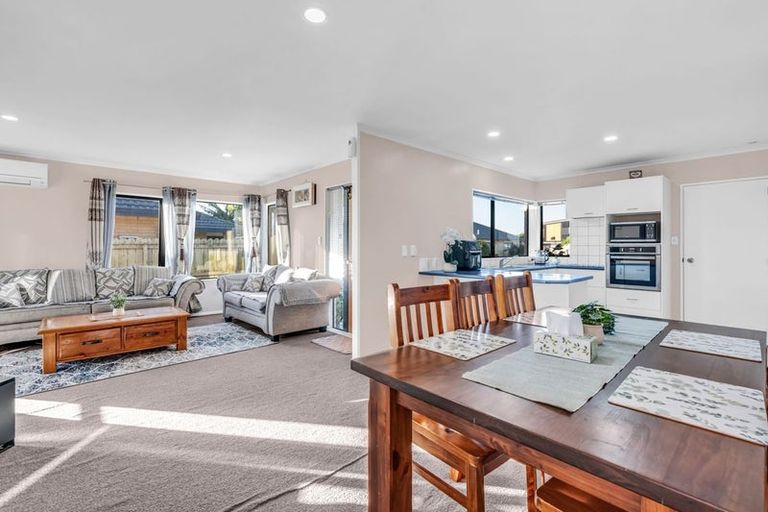 Photo of property in 3/24 Sturdee Road, Manurewa, Auckland, 2102