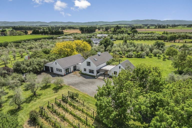 Photo of property in 9/239 Lake Ferry Road, Martinborough, 5781