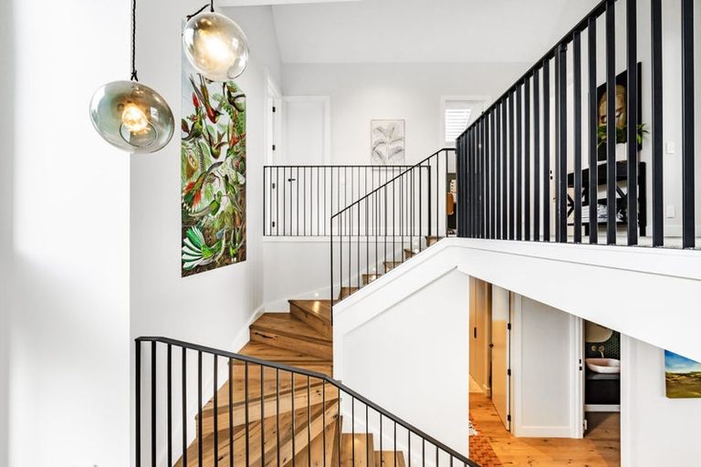 Photo of property in 71a Ngataringa Road, Devonport, Auckland, 0624