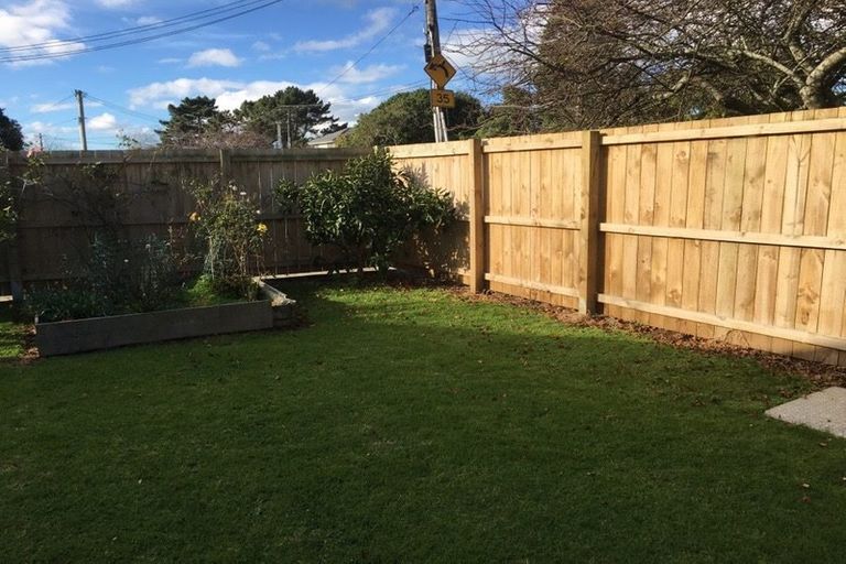 Photo of property in 76 Panorama Road, Mount Wellington, Auckland, 1060