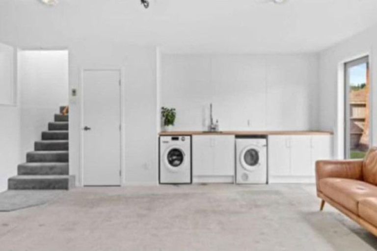 Photo of property in 13a Heta Road, Highlands Park, New Plymouth, 4312