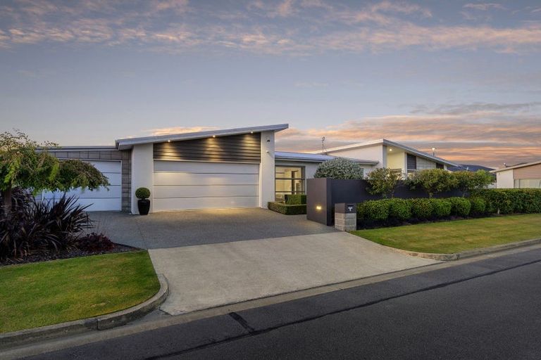 Photo of property in 3 O'dea Place, Burnside, Christchurch, 8053