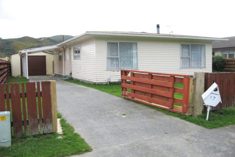 Photo of property in 37 Berkeley Road, Wainuiomata, Lower Hutt, 5014