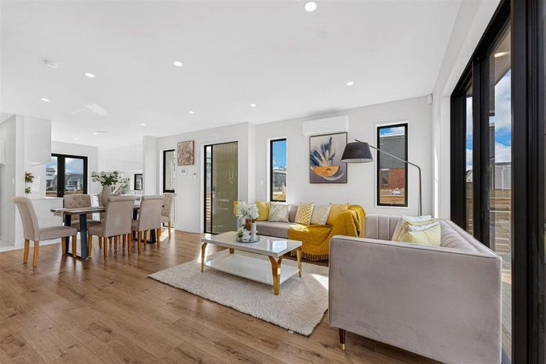 Photo of property in 20 Corporal Street, Papakura, 2110