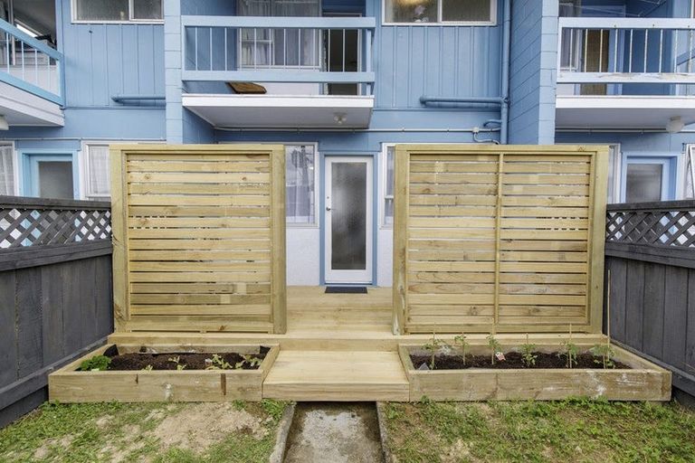 Photo of property in 7/100 Martin Street, Wallaceville, Upper Hutt, 5018