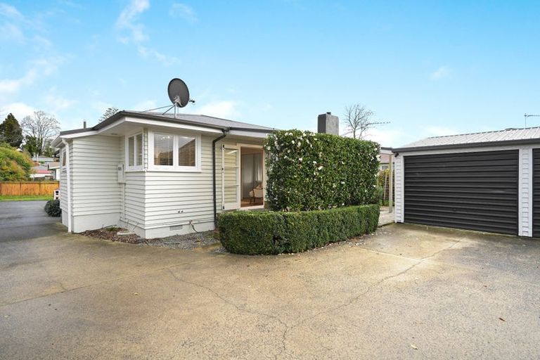 Photo of property in 64 Aurora Terrace, Hillcrest, Hamilton, 3216