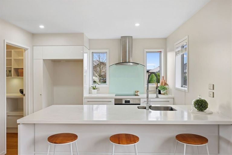 Photo of property in 6 Handley Crescent, Wigram, Christchurch, 8042