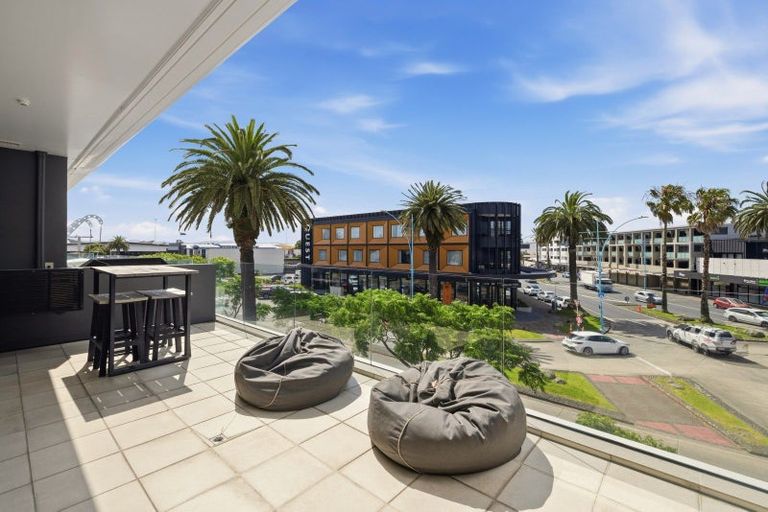 Photo of property in 314 Maunganui Road, Mount Maunganui, 3116