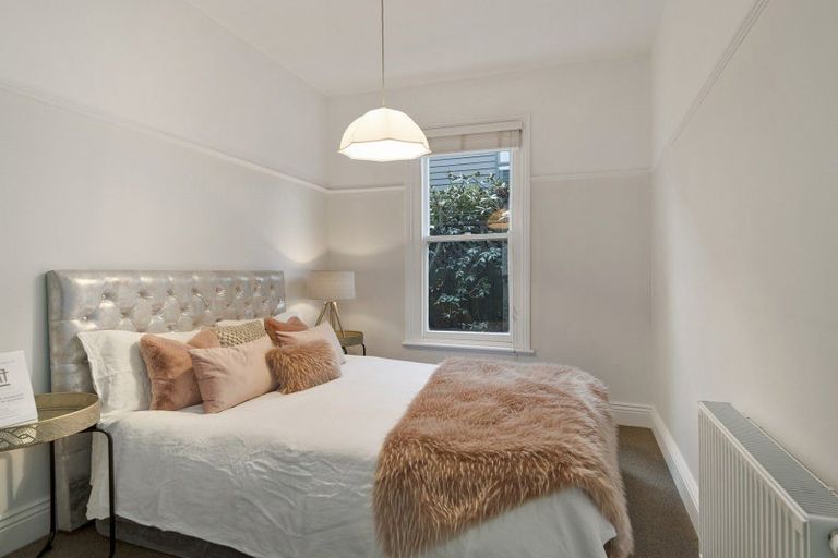 Photo of property in 2/6 Office Road, Merivale, Christchurch, 8014