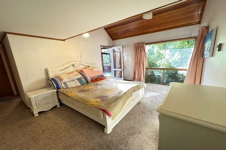 Photo of property in 48 Cheriton Road, Mellons Bay, Auckland, 2014