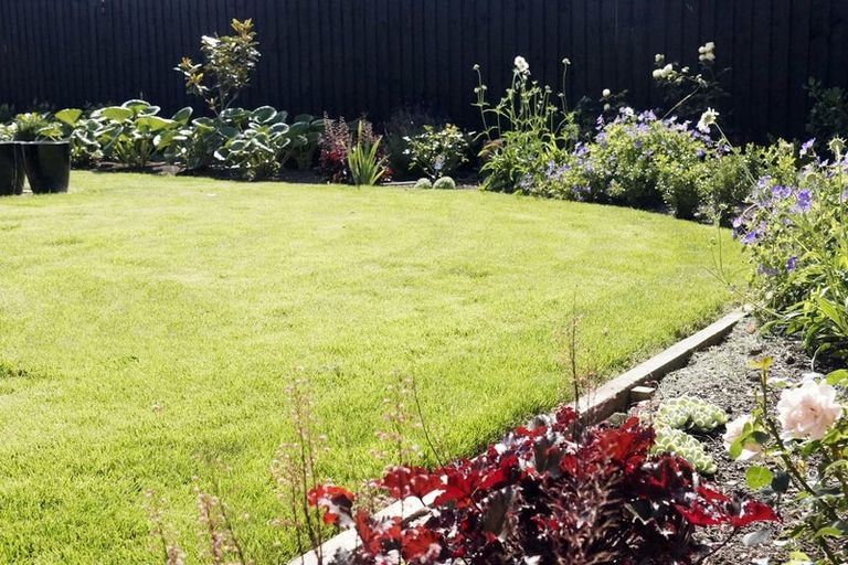 Photo of property in 15 Ormandy Court, Amberley, 7410