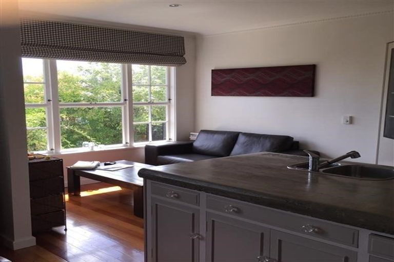 Photo of property in 25 Greenwood Road, Havelock North, 4130