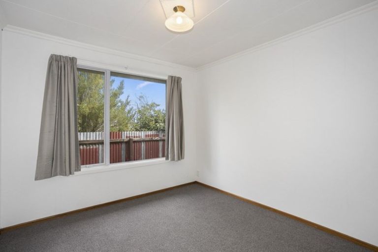 Photo of property in 11 Harvey Street, Grasmere, Invercargill, 9810