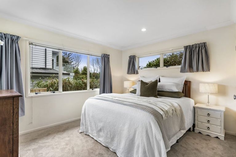 Photo of property in 6b Tui Street, Torbay, Auckland, 0630