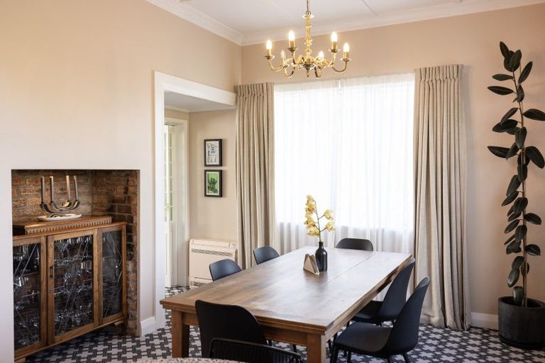 Photo of property in 75 Eglinton Road, Mornington, Dunedin, 9011