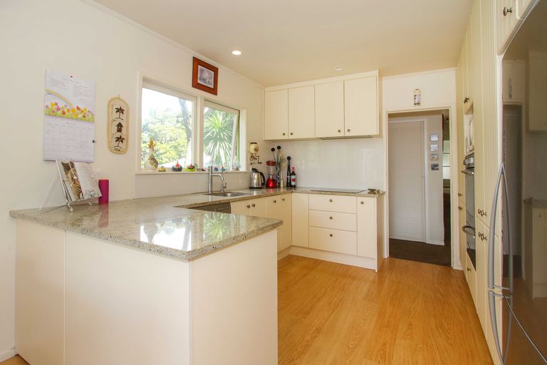 Photo of property in 1/19 Mcdowell Crescent, Hillcrest, Auckland, 0627