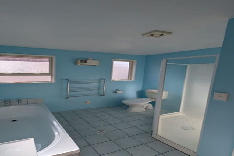 Photo of property in 9f Crohane Place, Addington, Christchurch, 8024