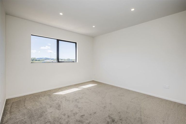 Photo of property in 133 Walters Road, Papakura, Takanini, 2110