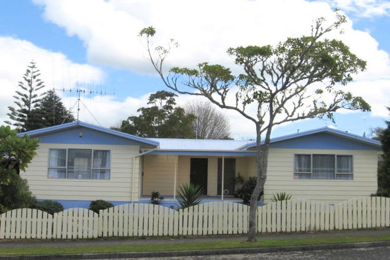 Photo of property in 19 Kohe Street, Parahaki, Whangarei, 0112