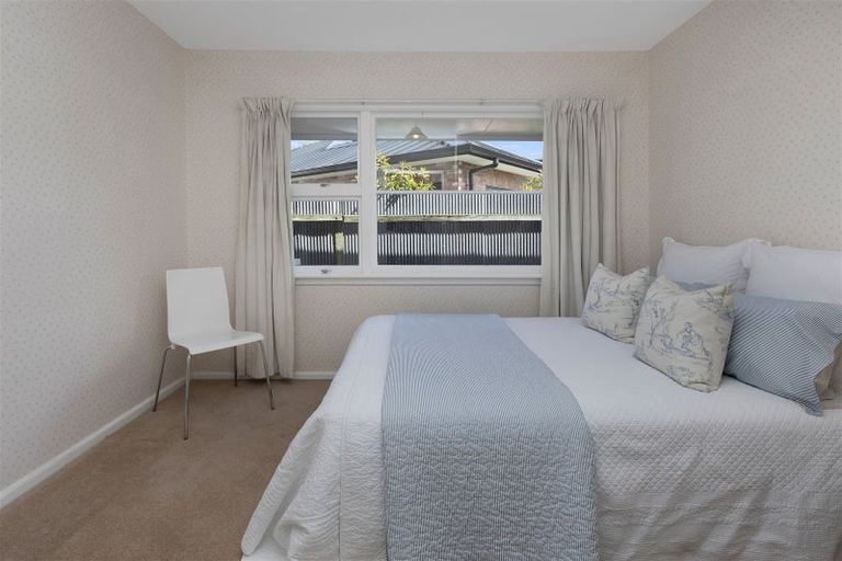 Photo of property in 7 Willowbrook Place, Fendalton, Christchurch, 8052