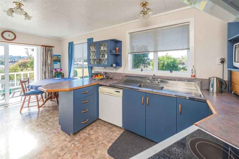 Photo of property in 6 Arundel Place, Springvale, Whanganui, 4501