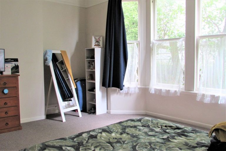 Photo of property in 180-182 Ohiro Road, Brooklyn, Wellington, 6021