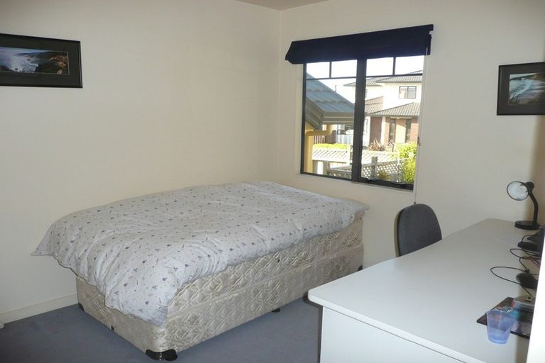 Photo of property in 20 Landsdowne Terrace, Karori, Wellington, 6012