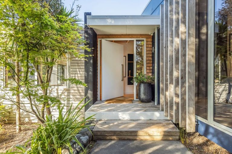 Photo of property in 40a Matai Road, Raumati South, Paraparaumu, 5032