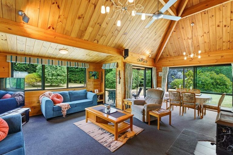 Photo of property in 25 Kensington Drive, Peka Peka, Waikanae, 5391