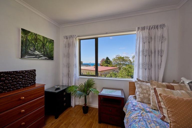 Photo of property in 17 Makura Road, Goose Bay, Kaikoura, 7374