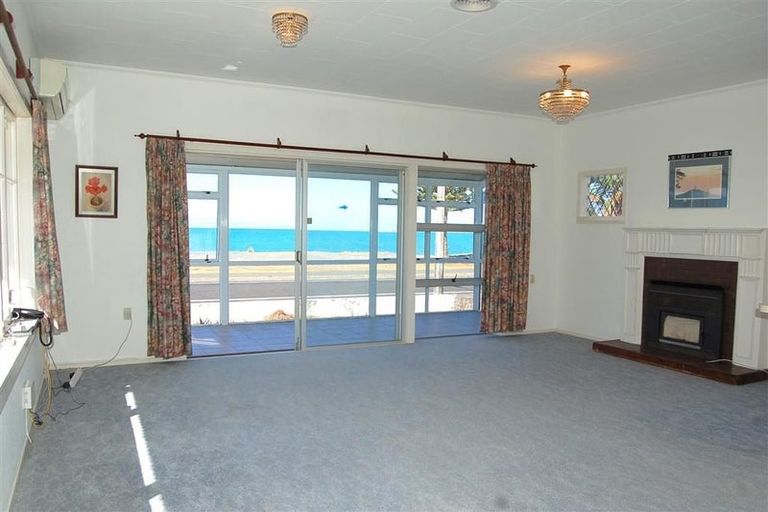 Photo of property in 49 The Esplanade, Westshore, Napier, 4110
