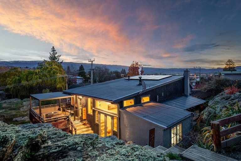 Photo of property in 30 Kerry Street, Alexandra, 9320