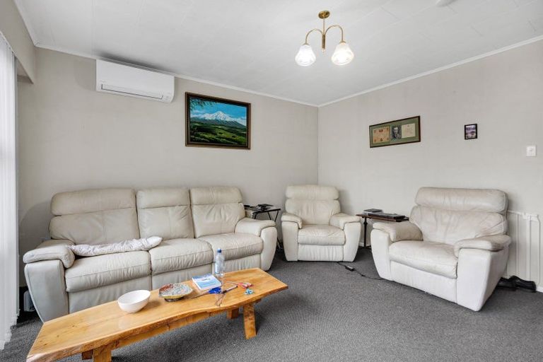Photo of property in 2/84 Miranda Street, Stratford, 4332