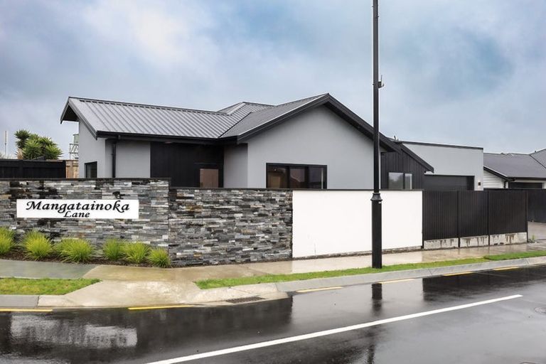 Photo of property in 1 Mangatainoka Lane, Awapuni, 4412