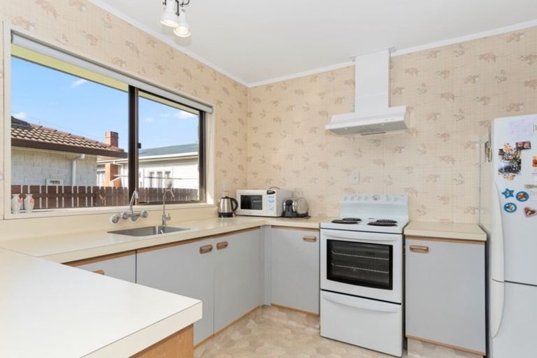 Photo of property in 2/200 Fourteenth Avenue, Tauranga South, Tauranga, 3112