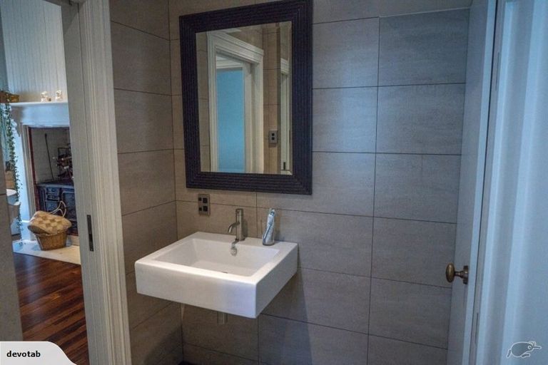 Photo of property in 9 Tudor Street, Devonport, Auckland, 0624