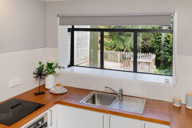 Photo of property in 2/45 Cron Avenue, Te Atatu South, Auckland, 0610