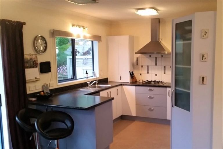 Photo of property in 9 Byron Brown Place, Otaki Beach, Otaki, 5512