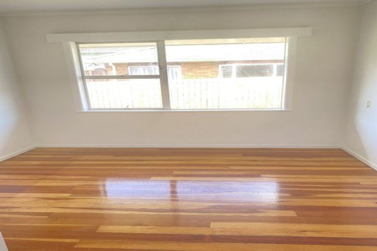 Photo of property in 50 Seabrook Avenue, New Lynn, Auckland, 0600