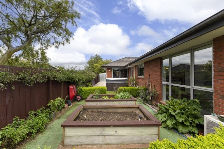 Photo of property in 12 Rubicon Place, Hei Hei, Christchurch, 8042