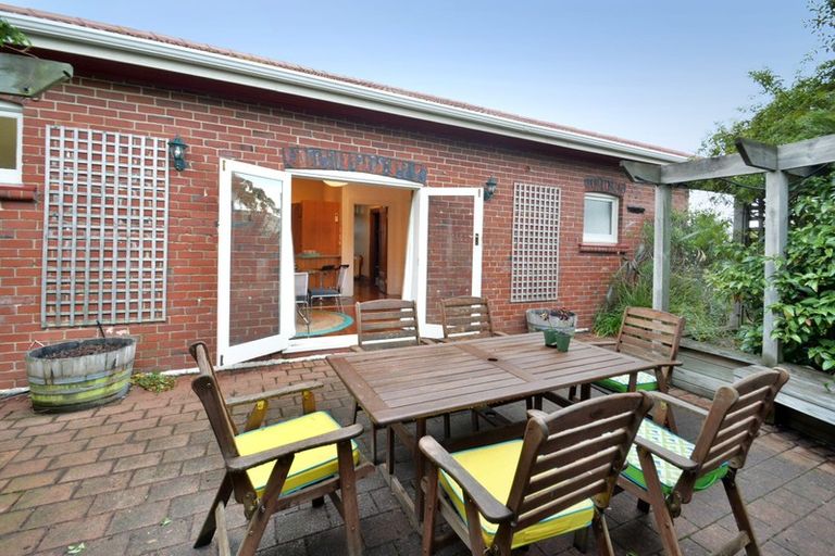 Photo of property in 49 Earls Road, Saint Clair, Dunedin, 9012