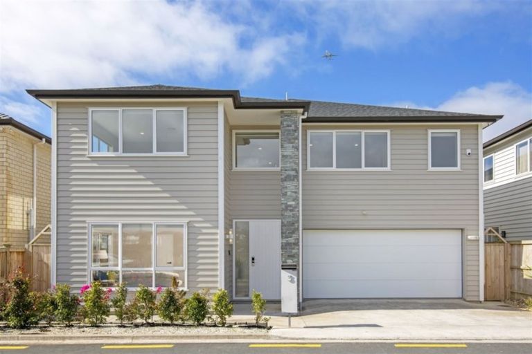 Photo of property in 3 Ballykerrigan Road, Flat Bush, Auckland, 2019