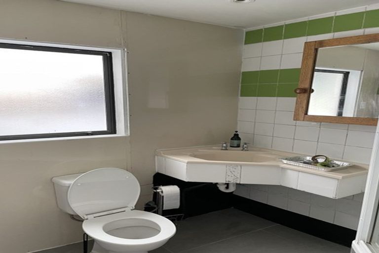 Photo of property in 65 Glenvar Road, Torbay, Auckland, 0630