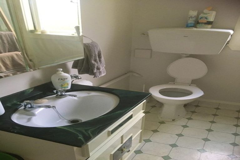 Photo of property in 21 Crawford Road, Kilbirnie, Wellington, 6022