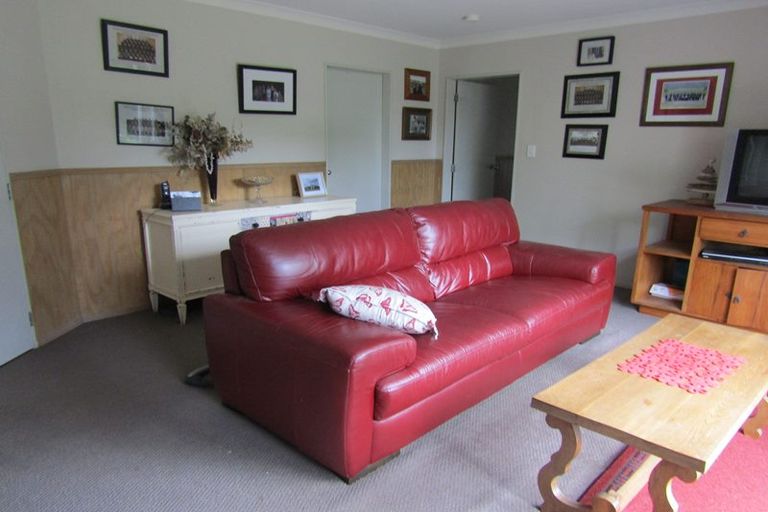 Photo of property in 42 Holcombrooke Lane, Welcome Bay, Tauranga, 3175